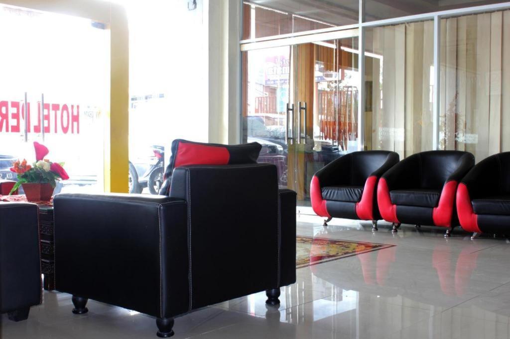 Hotel Permata Makassar Exterior photo